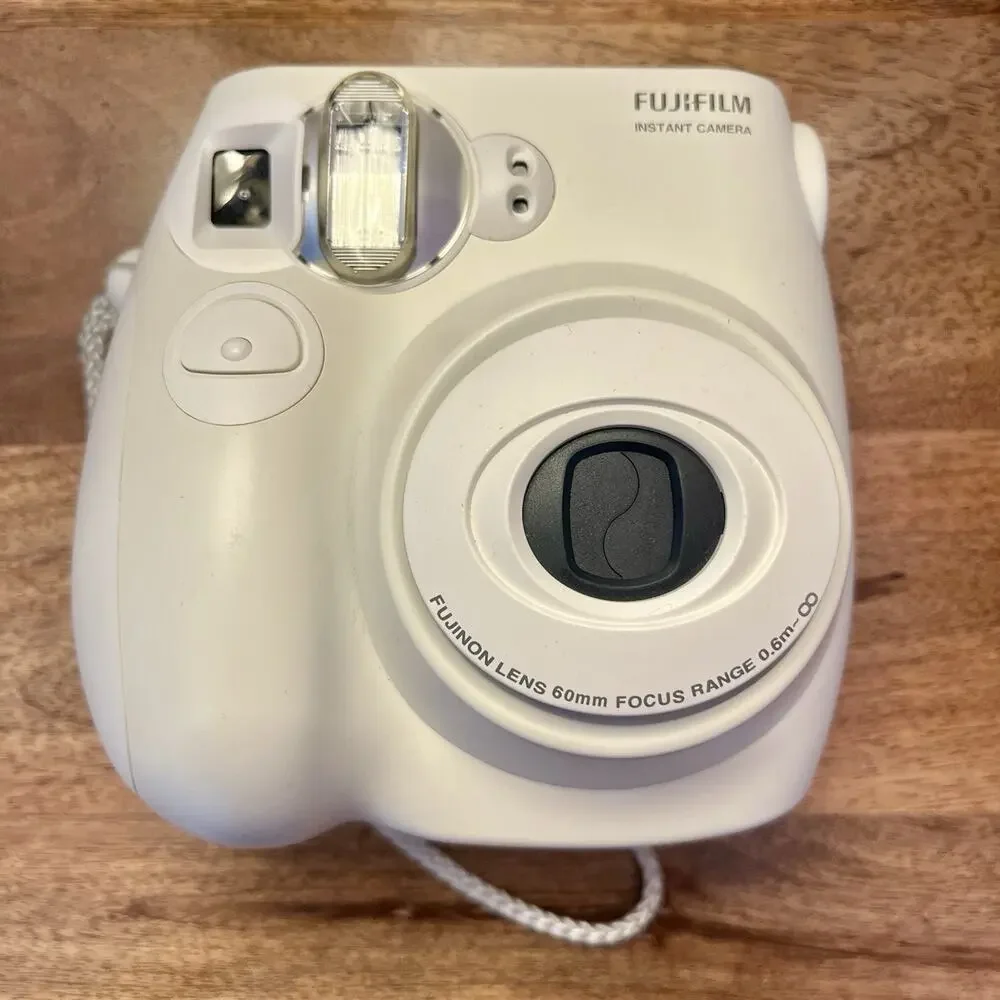 FUJIFILM Instax Mini 7S Instant Film Camera White - FOR PARTS/REPAIR